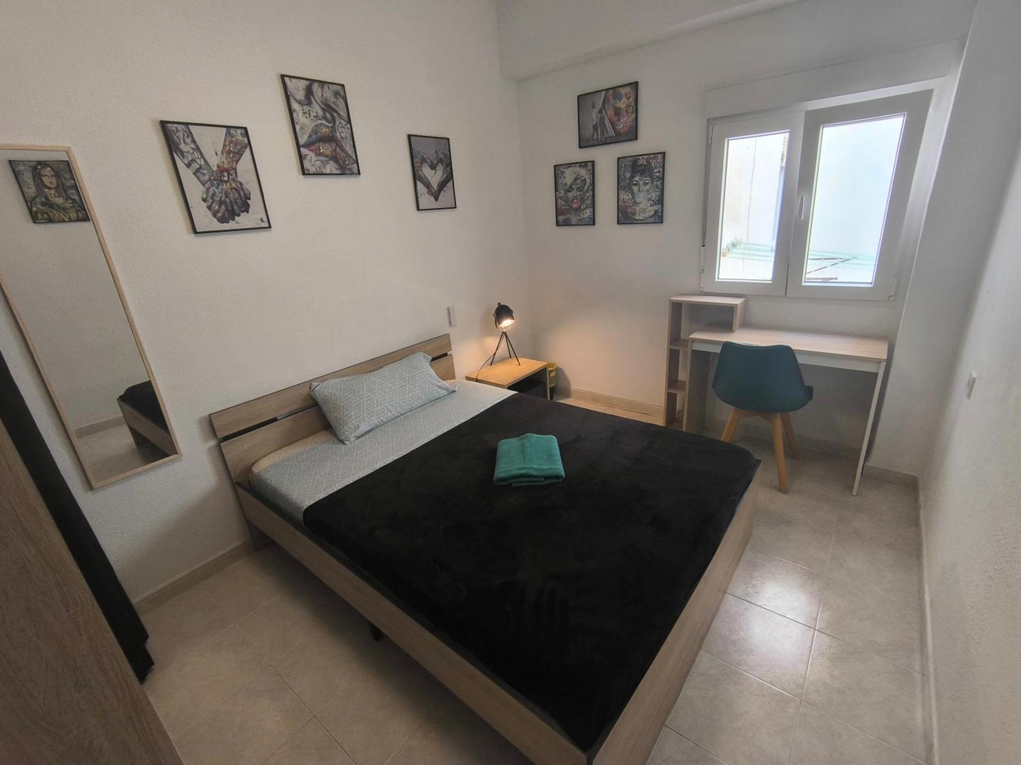 Habitaciones En Apartamento Compartido W Host Alicante Exteriör bild
